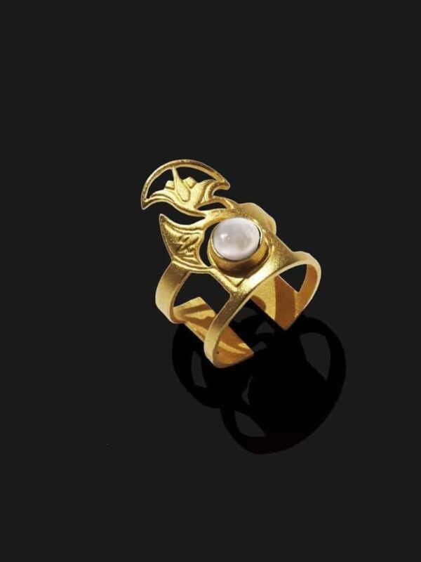 Lotus Ring with Stone